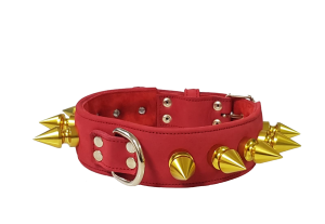 collar personalizado para perros rojo con pinchos dorados